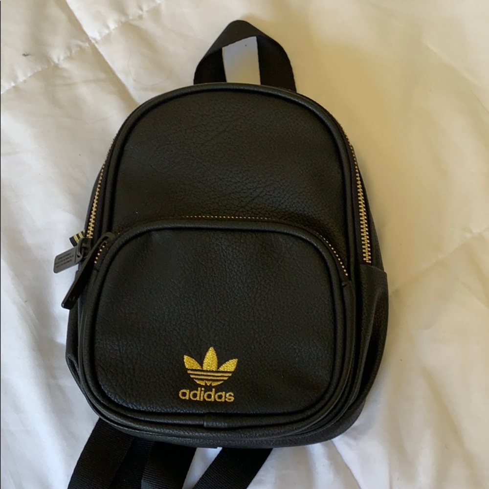 SOLD | Adidas mini backpack